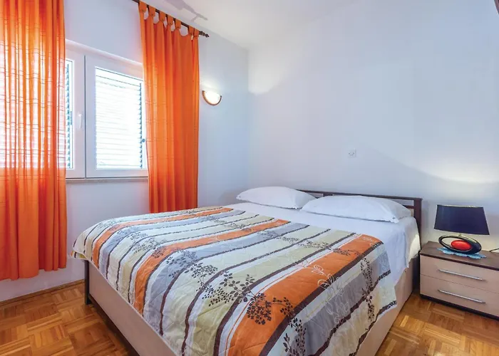 Three-bedroom In Apartmán