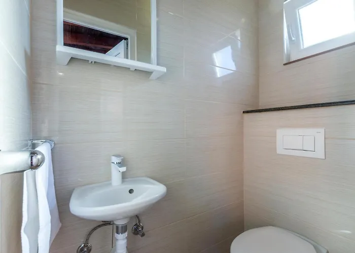 Three-bedroom In Apartmán Plano