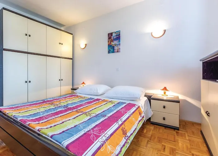 Three-bedroom In * Plano