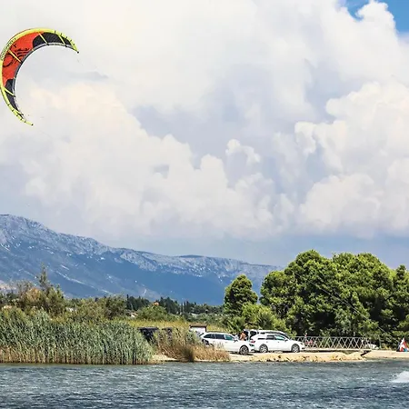 Three-bedroom In Plano