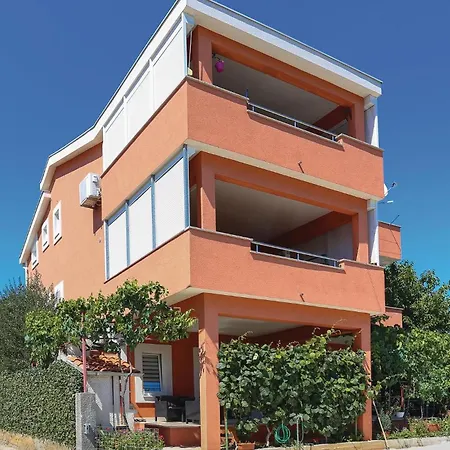 Appartamento Three-bedroom In *